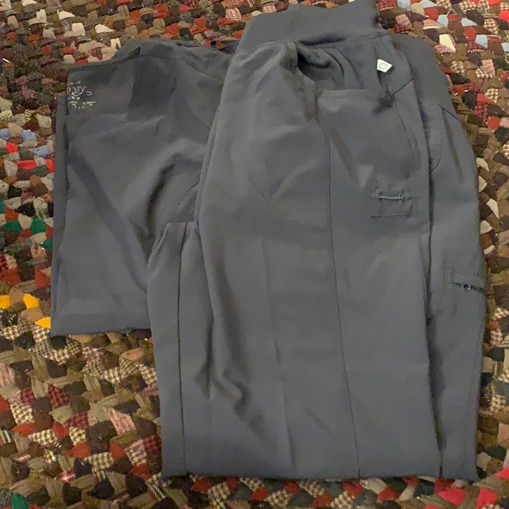 Grey matching scrub outfit top and bottom both medium